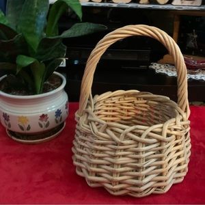 “Baskets Etc.” Basket With Handle